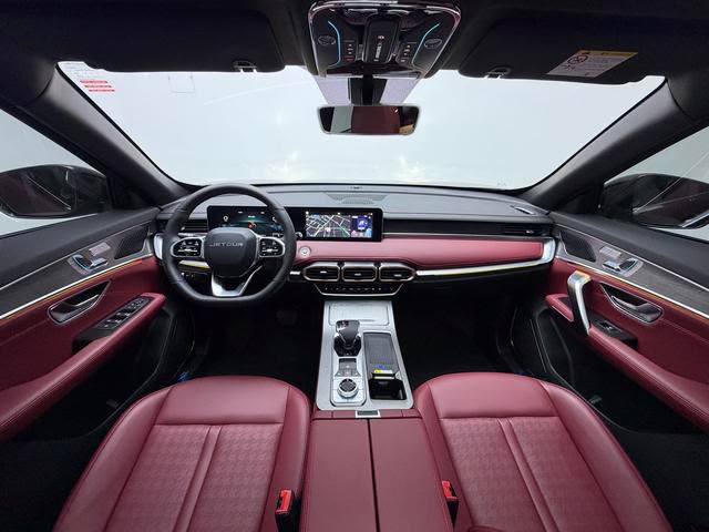 Jetour X70 PLUS 2025 Model 1.6T Champion Edition