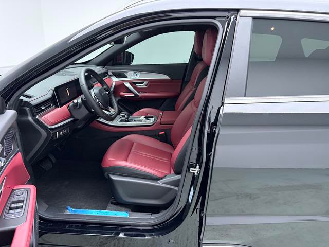 Jetour X70 PLUS 2025 Model 1.6T Champion Edition